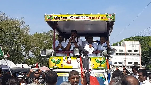 திண்டுக்கல் மக்களவைத் தொகுதி அதிமுக வேட்பாளர் முகமது முபாரக்