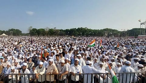 ವಕ್ಫ್ ಕಾಯ್ದೆ ವಿರೋಧಿಸಿ ಬೃಹತ್ ಪ್ರತಿಭಟನೆ