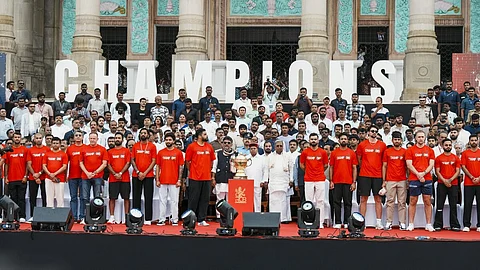 ಬೆಂಗಳೂರು ಕಾಲ್ತುಳಿತ; RCB ಆಟಗಾರರ ಸನ್ಮಾನ ಕಾರ್ಯಕ್ರಮ ವಿರೋಧಿಸಿದ್ದ ವಿಧಾನಸೌಧದ ಭದ್ರತಾ ಮುಖ್ಯಸ್ಥರ ಪತ್ರ ವೈರಲ್!