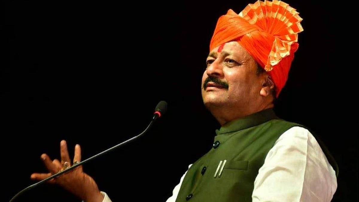 ಮಾಧ್ಯಮಗಳಿಂದ ಅಂತರ ಕಾಯ್ದುಕೊಂಡ ಬಸನಗೌಡ ಪಾಟೀಲ್ ಯತ್ನಾಳ್; ಚಾಮುಂಡೇಶ್ವರಿ ದೇವಸ್ಥಾನಕ್ಕೆ ಭೇಟಿ