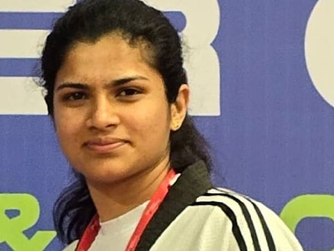 Shivani Rajpal Of Kanpur Becomes International Taekwondo Referee