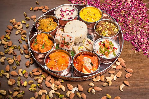 5 Places to Enjoy Navratri Thalis in Kanpur