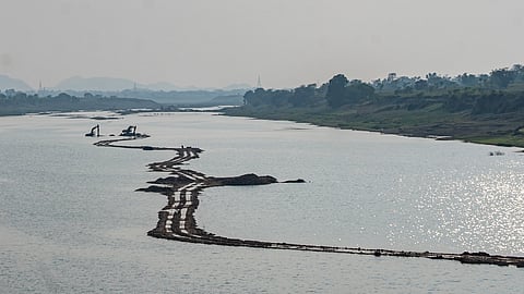 Illegal sand mining in River Ken in Madhya Pradesh, India.