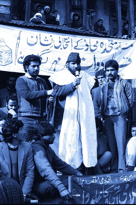 Muslim United Front’s Amirakadal candidate, Mohammad Yusuf Shah addressing an election rally in Srinagar in 1987. KT File Photo/Merajuudin
