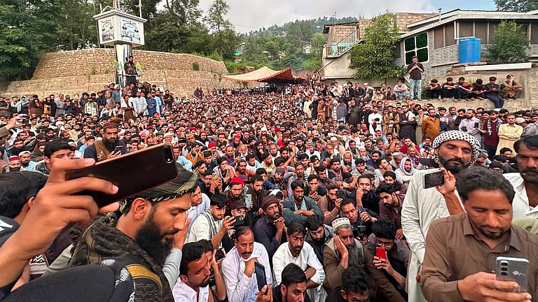 PaJK Unrest Toll Rises to 89 Dead as Crackdown and Protests Persist