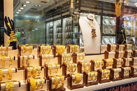 انخفضت أسعار الذهب بمقدار 1.5 درهم للجرام