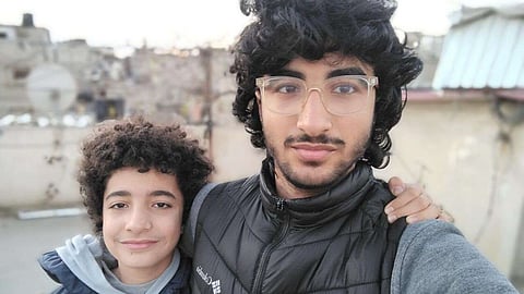 عبد الرحمن (يسار) ويوسف (يمين)