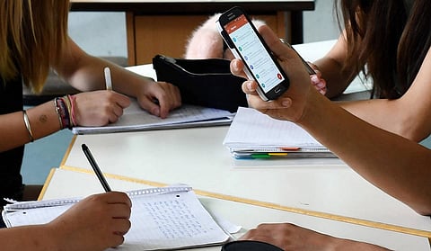 الاستعانة بوكالات معتمدة للتحقق من الشهادات