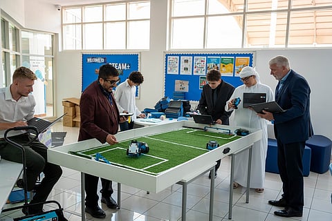 تكنولوجيا وذكاء اصطناعي: مهرجان مدرسي بدبي يعزز تعليم اللغة العربية