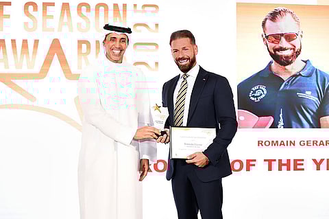 رومان جيراردين-فريس: نجم يتألق في سماء بولو دبي 2025