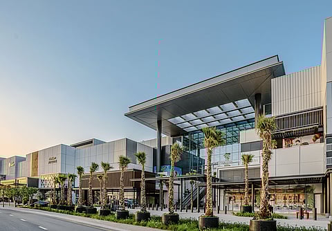 دبي تفتتح ند الشبا مول ..وجهة تسوق وترفيه جديدة بـ 100 متجر