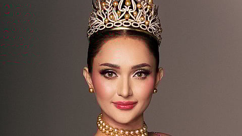 "أهتيسـا مانالو": الفلبين تُتوّج ملكتها لكون 2025