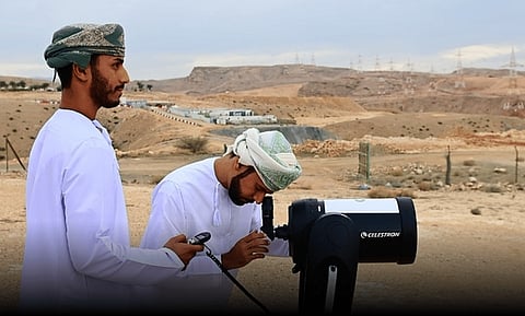 عُمان: ترقب الهلال وعطلة عيد أضحى محتملة 5 أيام