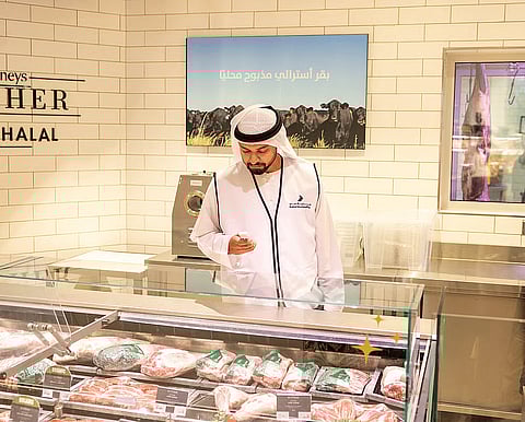 دبي تكثف التفتيش على الأغذية والأسواق استعداداً للعيد