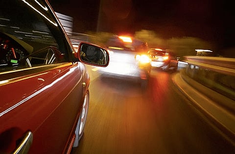 غرامات مشددة في الإمارات للسيارات المزعجة والمعدلة دون ترخيص