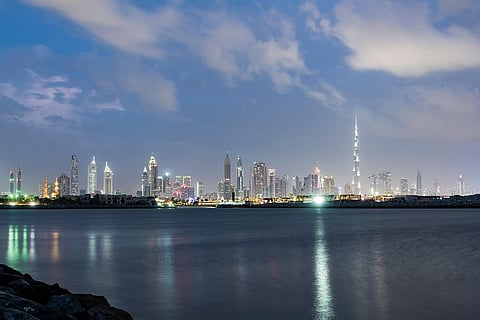 طقس صافٍ إلى غائم جزئيًا ودرجة الحرارة  39 مئوية 