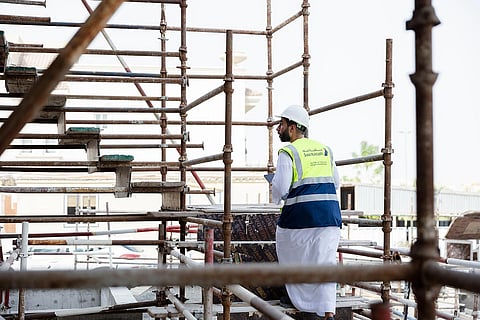 دبي ترفع معايير البناء بنظام تقييم جديد وتعلق عمل شركتين هندسيتين