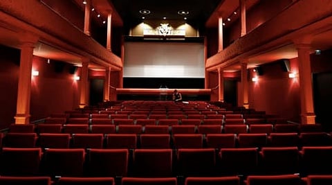 الدراما تتحرر من عباءة التقليد:  سينمائيون إماراتيون يكتبون خيالهم في مدن الزومبي والأحلام المستحيلة