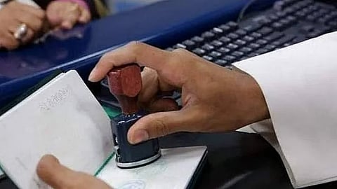 طلاب الإمارات بين خصوصية وسائل التواصل ومتطلبات التأشيرة الأمريكية: تحديات جديدة