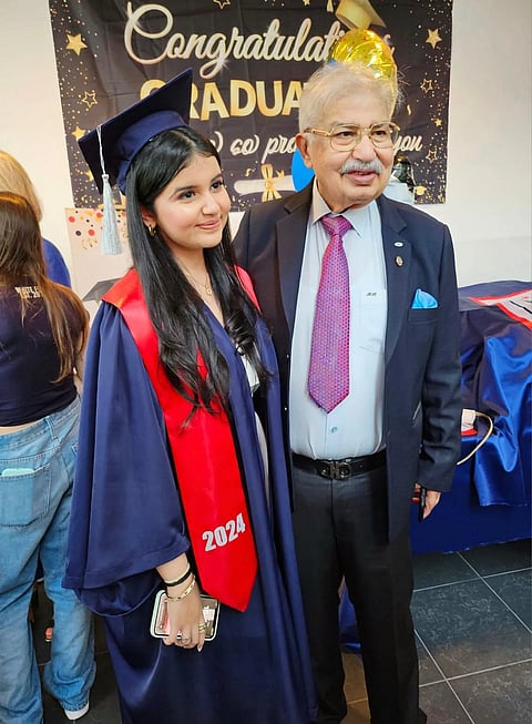 الإمارات: حفيدة"رام بوكساني" تتأمل في إرثه