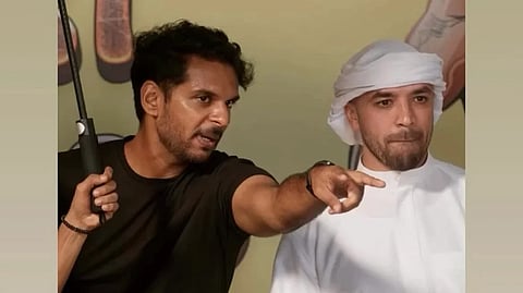 
خالد العامري يعبر إلى الشاشة الكبيرة: ظهور مفاجئ في فيلم مالايالامي بنكهة إماراتية