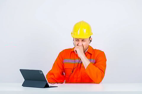 شركات الإمارات وحرارة الصيف: إجراءات صارمة وحلول مبتكرة لسلامة العمال