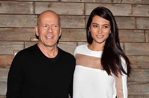 الممثل بروس ويليس وإيما هيمينغ