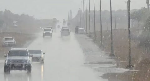 الأرصاد: تحذير من الضباب مع توقع هطول الأمطار الخفيفة 