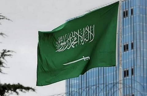 ضوابط جديدة تمنع التنمر والمحتوى المضلل في الإعلام السعودي