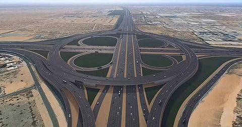 جسور ومسارات جديدة تقلص زمن الرحلة من رأس الخيمة إلى دبي بنسبة 45%