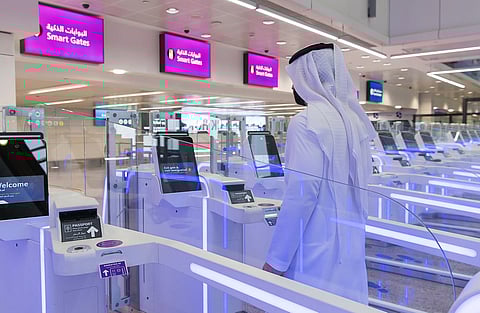 طيران الإمارات: 200 كاميرا ذكية تُنهي زمن الطوابير في مطار دبي