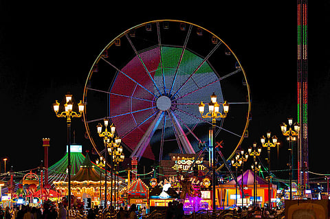 القرية العالمية: ألعاب نارية وطائرات درون في عيد الإتحاد 