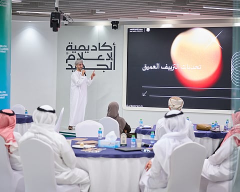  الإمارات والتعاون الخليجي يمكنان الإعلاميين بالذكاء الاصطناعي