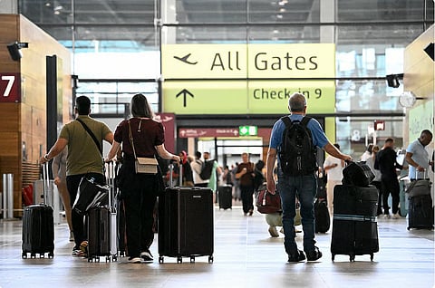 السماح للمسافرين إلى دبي حمل الذهب يدوياً بإثباتات الأصل والدفع 