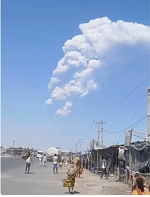  عمان: وصول رماد بركان إثيوبيا إلى الربع الخالي 