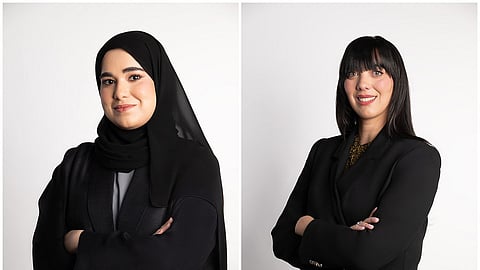 عائشة علي سمرة الشحي (يسار)؛ ونادين حسني السيد