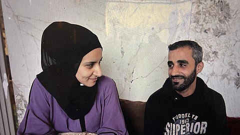 صالح الصباح مع زوجته