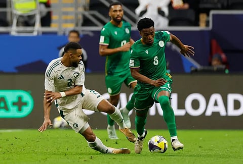 صقور الأخضر السعودي يُحلّقون بثلاثية في شباك جزر القمر