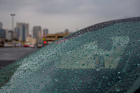 شرطة دبي تحذر من الخروج إلا للضرورة حتى ظهر الجمعة