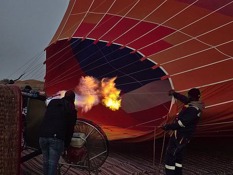 "عناق السماء" ..رحلة ساحرة في منطاد رأس الخيمة تقهر الخوف