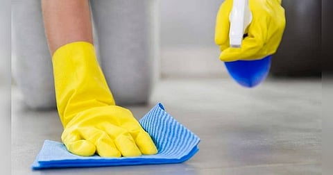 الإمارات: إلغاء ترخيص "عود الريم" للعمالة المنزلية لانتهاكات جسيمة