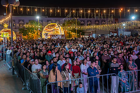 المئات يحضرون قداس ليلة عيد الميلاد في دبي