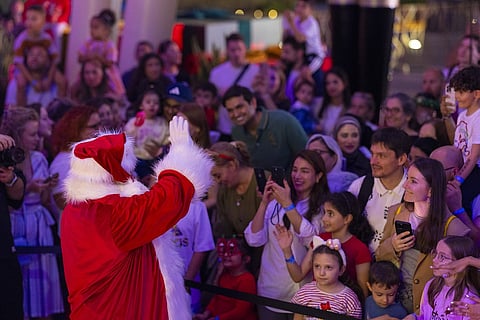  شركات في الإمارات تمدد إجازة الميلاد حتى يناير