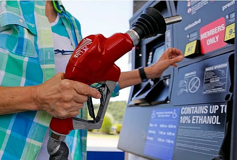 الإمارات: انخفاض طفيف متوقع لأسعار الوقود في يناير