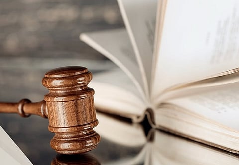 عصر الـ 18.. الإمارات تمنح الشباب مفاتيح الاستقلال القانوني