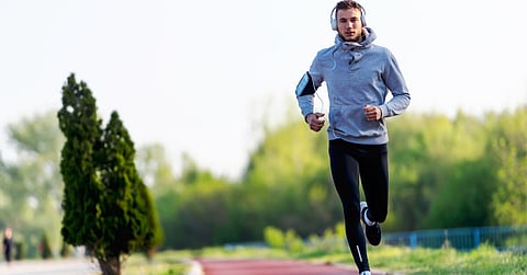 تراجع التدخين وارتفاع اللياقة: سكان الإمارات أكثر وعياً صحياً