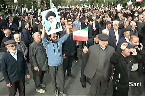 تغطية مباشرة: حصيلة القتلى في إيران تتخطى الخمسين والبلاد في عزلة إلكترونية لليوم الثاني