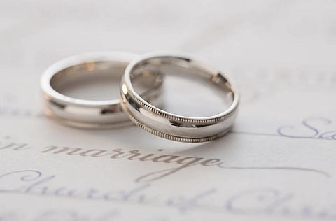 الإمارات: نظام جديد لتحديث سجلات الزواج والطلاق تلقائياً