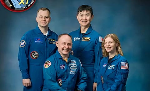 تنهي مهمة Crew-11 مهمتها في وقت أبكر من المخطط