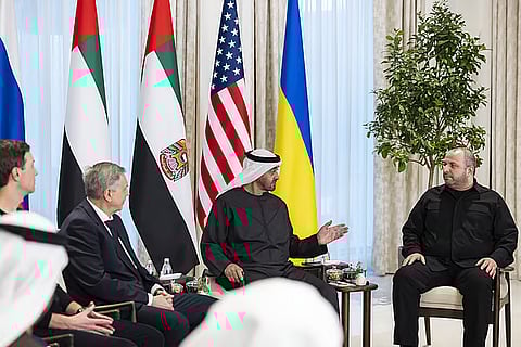 تغطية مباشرة: محادثات أبوظبي تضع خارطة طريق لجولة مفاوضات ثلاثية جديدة 